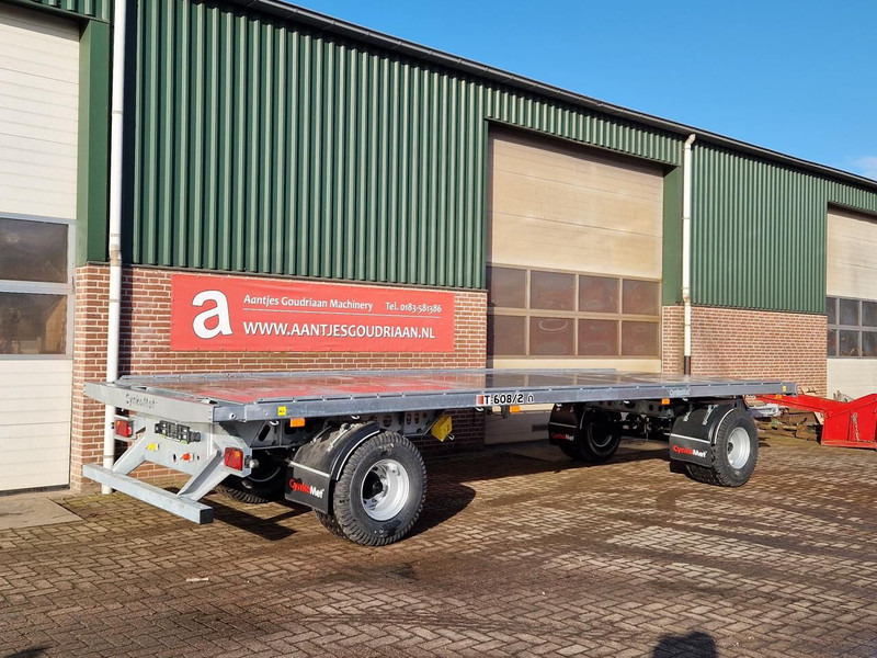 Balenwagen - Platós pótkocsi: 4 kép. Balenwagen - Platós pótkocsi: 4 kép.