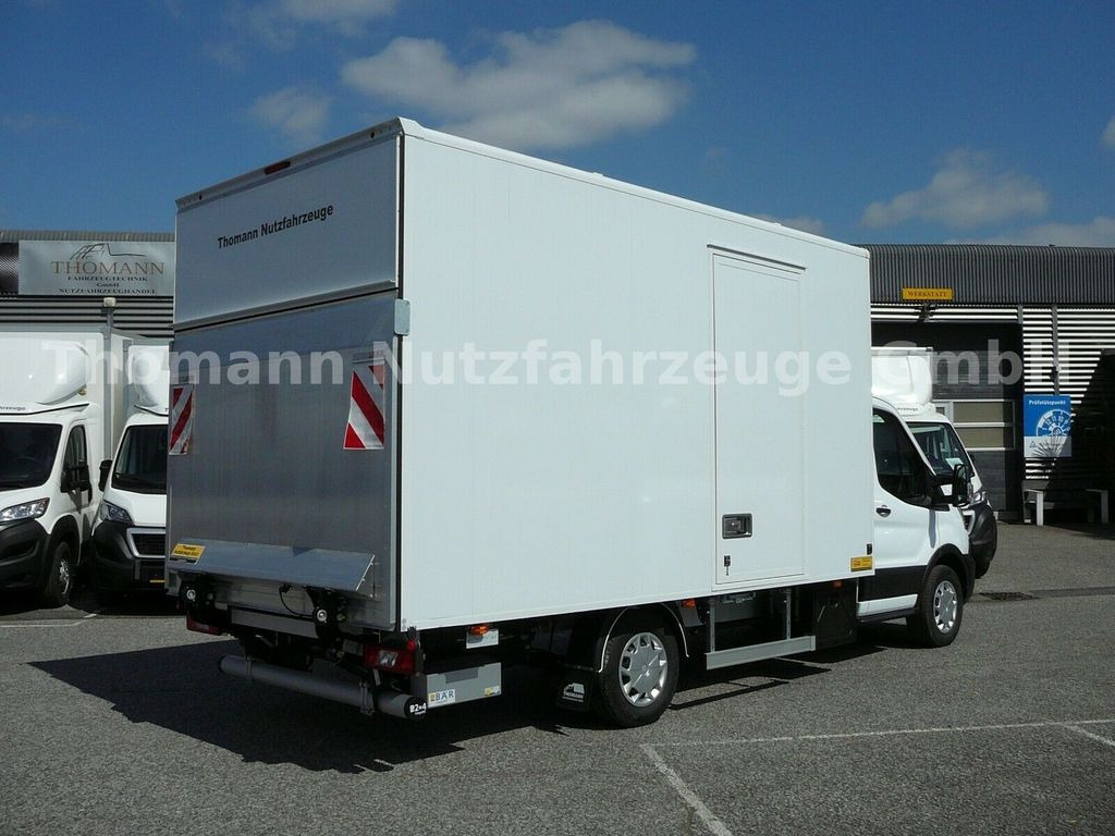 Ford Transit Koffer Ladebordwand Klima Temp. DAB - Dobozos kisteherautó: 4 kép. Ford Transit Koffer Ladebordwand Klima Temp. DAB - Dobozos kisteherautó: 4 kép.