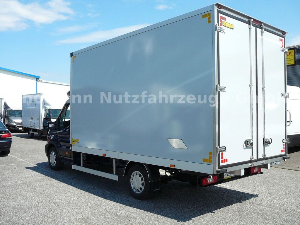 Ford Transit Möbel Koffer Premium - Dobozos kisteherautó: 4 kép. Ford Transit Möbel Koffer Premium - Dobozos kisteherautó: 4 kép.
