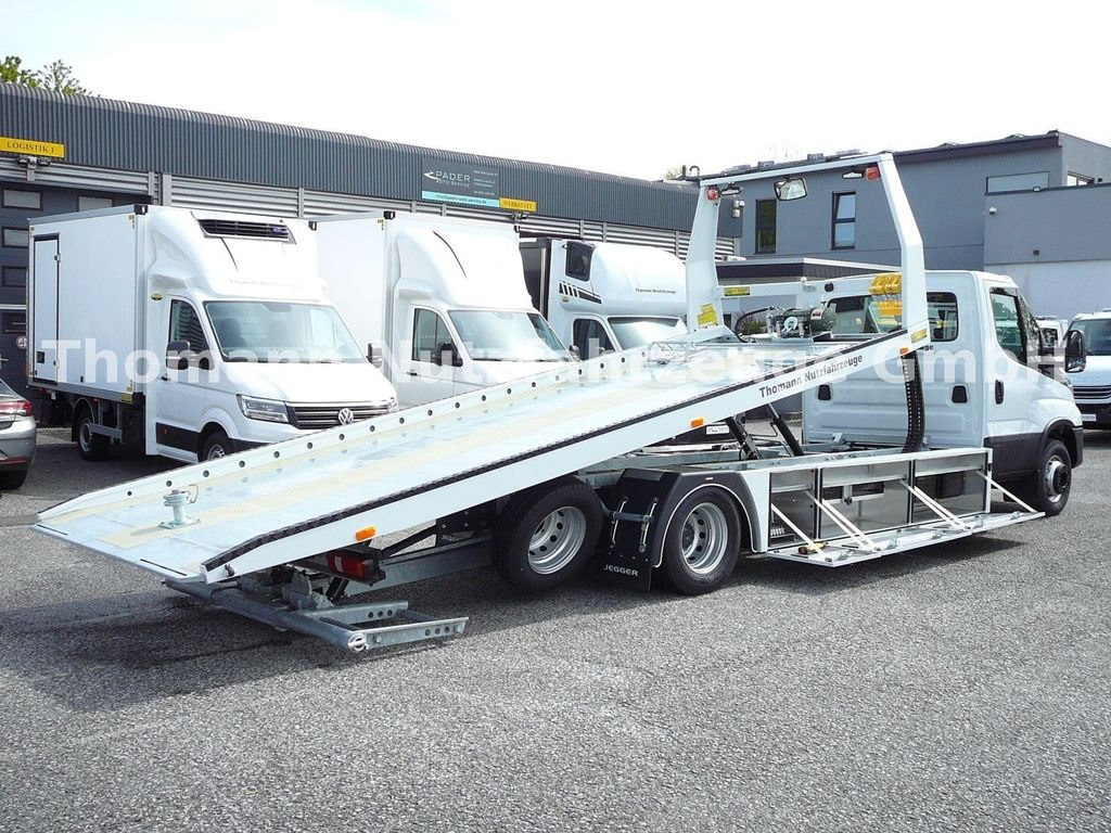 Iveco DAILY 72C18 Schiebeplateu Hubbrille Luftfed Navi - Vontató, Kisteherautó: 4 kép. Iveco DAILY 72C18 Schiebeplateu Hubbrille Luftfed Navi - Vontató, Kisteherautó: 4 kép.