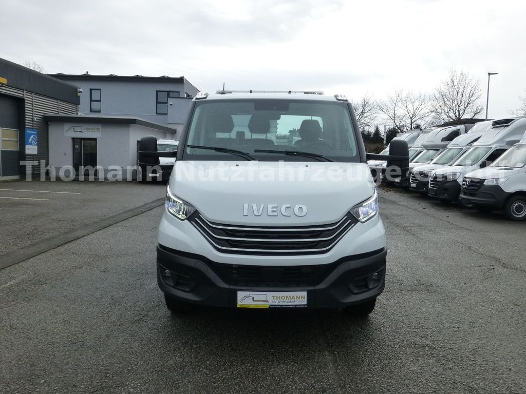 Iveco DAILY 72C18 Schiebeplateu Luftfed Navi Iveco DAILY 72C18 Schiebeplateu Luftfed Navi - Vontató, Kisteherautó: 5 kép. Iveco DAILY 72C18 Schiebeplateu Luftfed Navi Iveco DAILY 72C18 Schiebeplateu Luftfed Navi - Vontató, Kisteherautó: 5 kép.