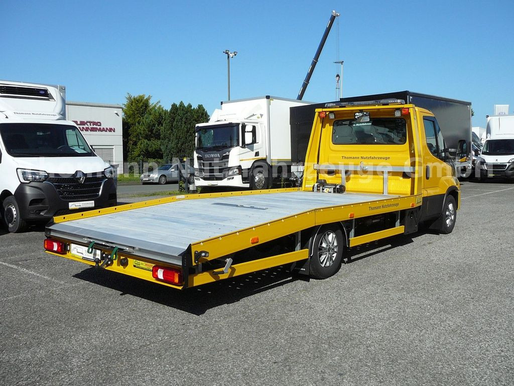 Iveco Daily 35S18 Autotransporter Aut. Luftfed. NAVI Iveco Daily 35S18 Autotransporter Aut. Luftfed. NAVI - Vontató, Kisteherautó: 4 kép. Iveco Daily 35S18 Autotransporter Aut. Luftfed. NAVI Iveco Daily 35S18 Autotransporter Aut. Luftfed. NAVI - Vontató, Kisteherautó: 4 kép.