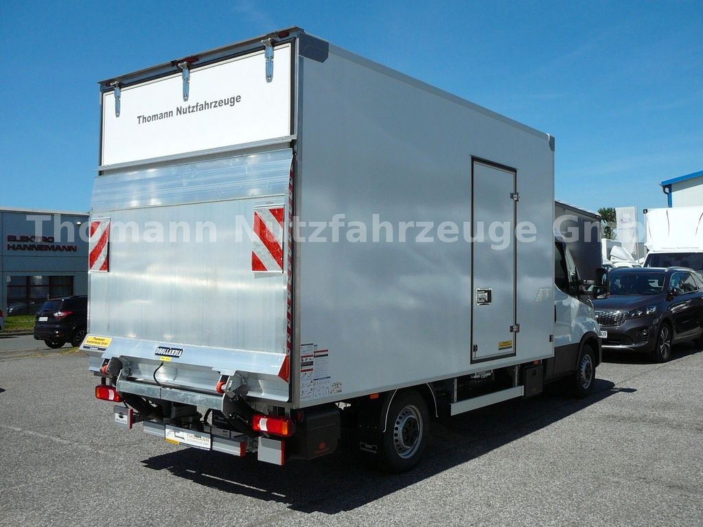 Iveco Daily 35S18 Koffer Ladebordwand Navi R-Cam - Dobozos kisteherautó: 5 kép. Iveco Daily 35S18 Koffer Ladebordwand Navi R-Cam - Dobozos kisteherautó: 5 kép.