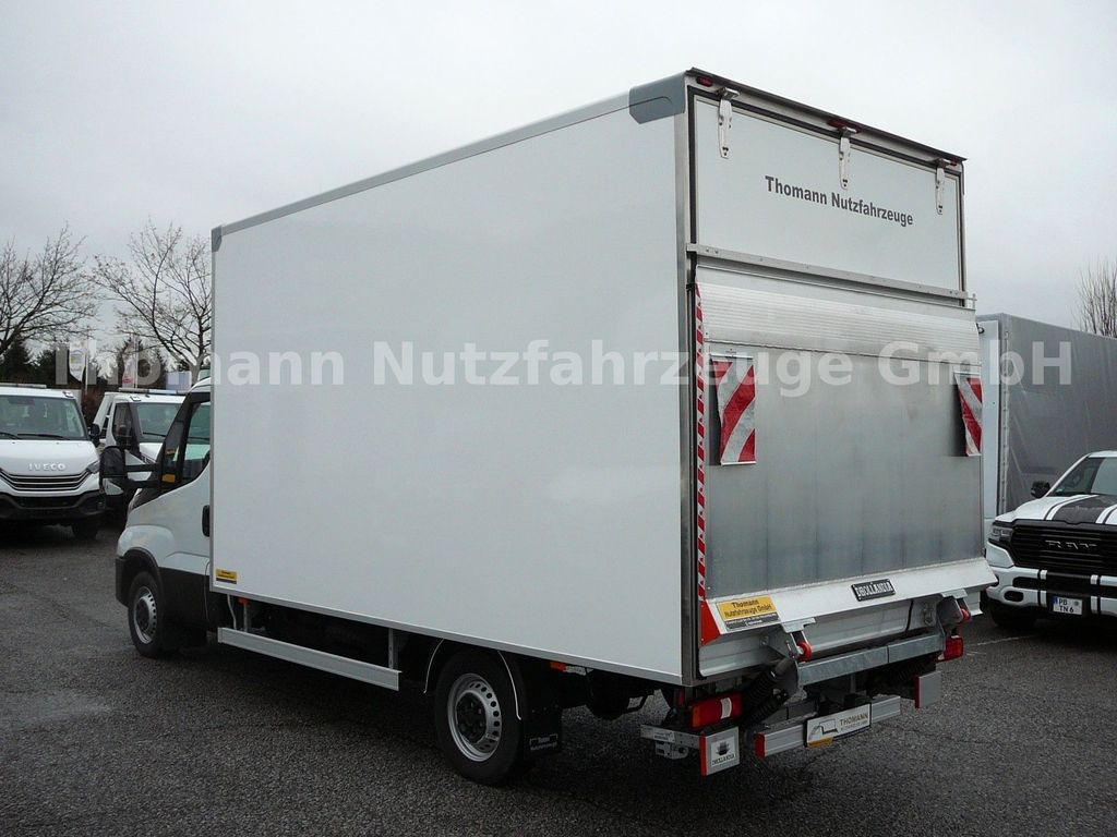 Iveco Daily 35S18 Koffer Ladebordwand - Dobozos kisteherautó: 5 kép. Iveco Daily 35S18 Koffer Ladebordwand - Dobozos kisteherautó: 5 kép.