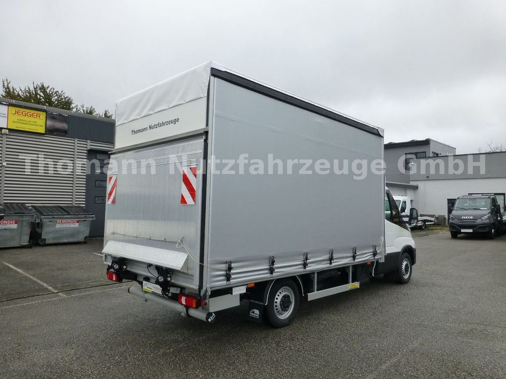 Iveco Daily 35S18 Pritsche Plane Ladebordwand! Iveco Daily 35S18 Pritsche Plane Ladebordwand! - Ponyvás kisteherautó: 5 kép. Iveco Daily 35S18 Pritsche Plane Ladebordwand! Iveco Daily 35S18 Pritsche Plane Ladebordwand! - Ponyvás kisteherautó: 5 kép.