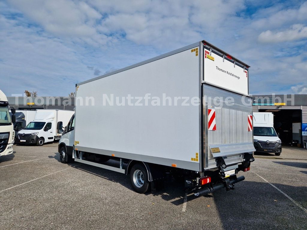 Iveco Daily 70C18H Koffer LBW Navi AHK - Dobozos kisteherautó: 4 kép. Iveco Daily 70C18H Koffer LBW Navi AHK - Dobozos kisteherautó: 4 kép.