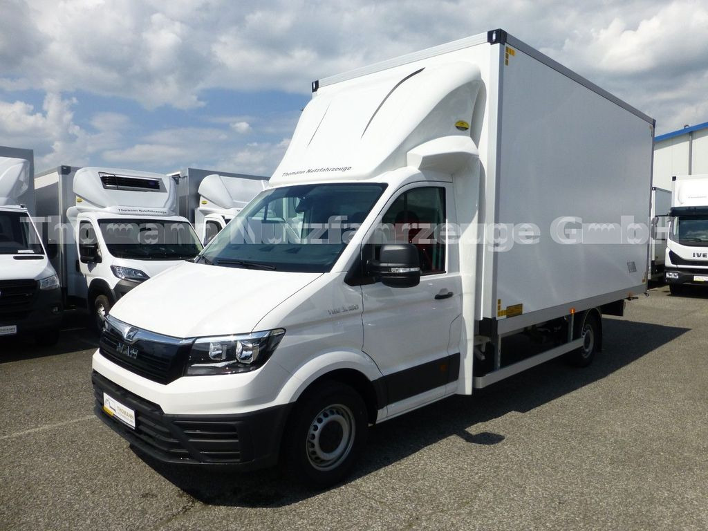 MAN TGE 3.180 Koffer Türen / Möbelkoffer Premium - Dobozos kisteherautó: 2 kép. MAN TGE 3.180 Koffer Türen / Möbelkoffer Premium - Dobozos kisteherautó: 2 kép.