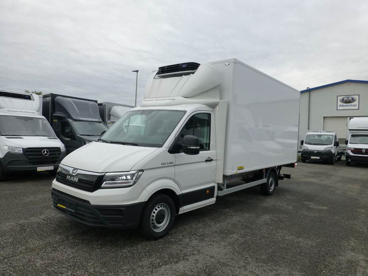 MAN TGE 3.180 Kühlkoffer BÄR LBW Xarios 300GH - Hűtős kisteherautó: 2 kép. MAN TGE 3.180 Kühlkoffer BÄR LBW Xarios 300GH - Hűtős kisteherautó: 2 kép.