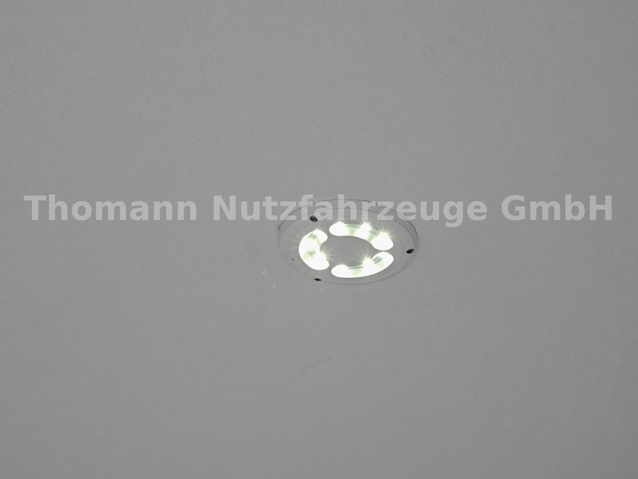 Hűtős kisteherautó Mercedes-Benz Sprinter 319 CDI Kühlkoffer Xarios 300 LBW: 16 kép.