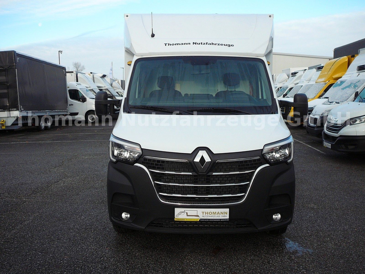 Renault Master Imbiss Verkauf Handel - Büféautó: 3 kép. Renault Master Imbiss Verkauf Handel - Büféautó: 3 kép.