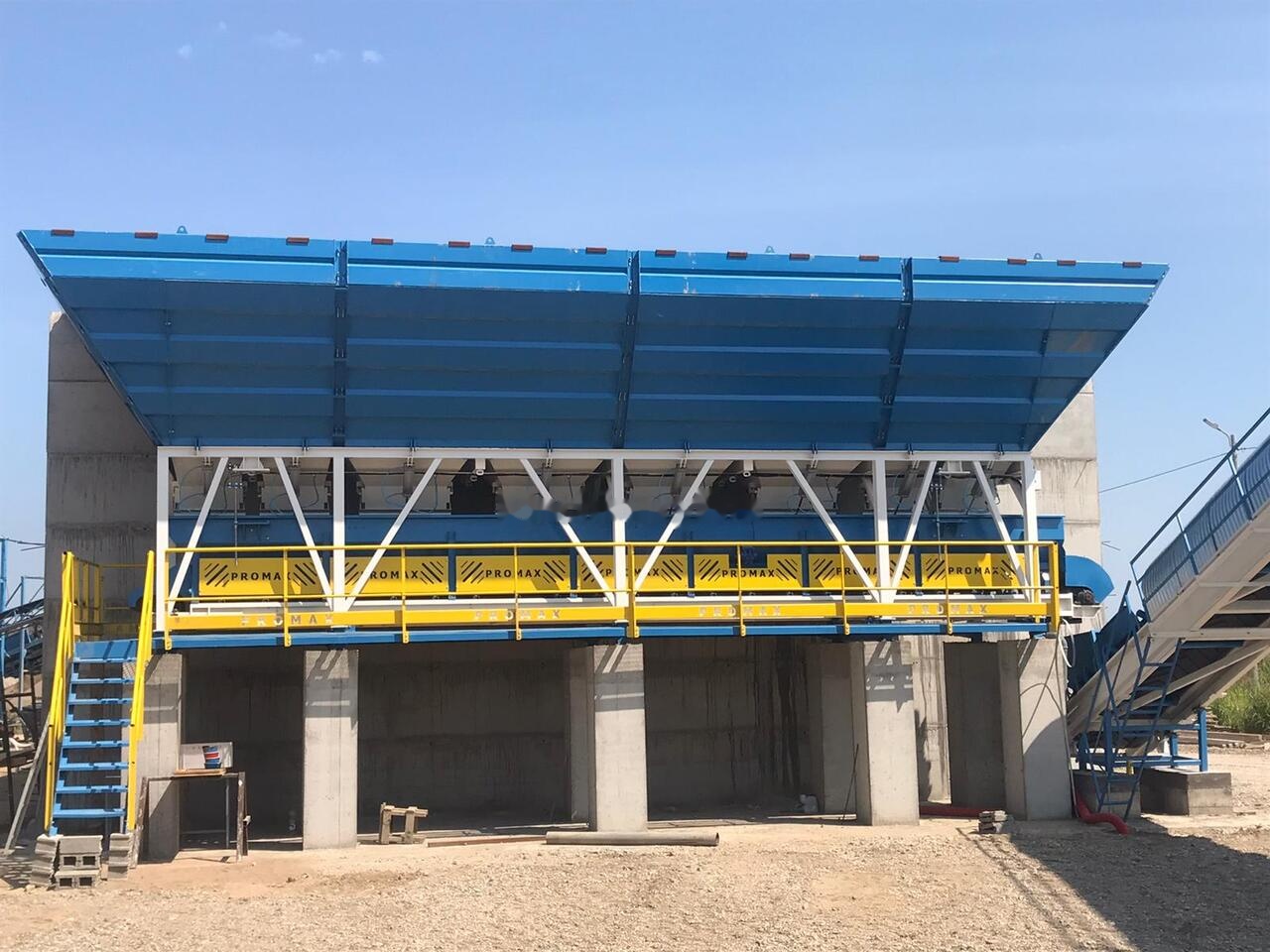 PROMAX STATIONARY CONCRETE PLANT S100-TWN (100m3/h) - Betonüzem: 3 kép. PROMAX STATIONARY CONCRETE PLANT S100-TWN (100m3/h) - Betonüzem: 3 kép.