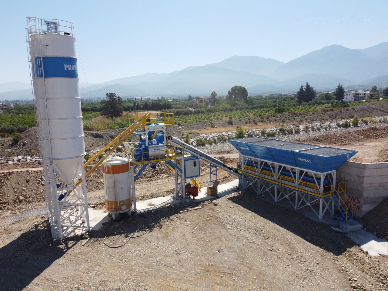Promax Compact Concrete Batching Plant C100-TWN-LINE (100m3/h) - Betonüzem: 5 kép. Promax Compact Concrete Batching Plant C100-TWN-LINE (100m3/h) - Betonüzem: 5 kép.