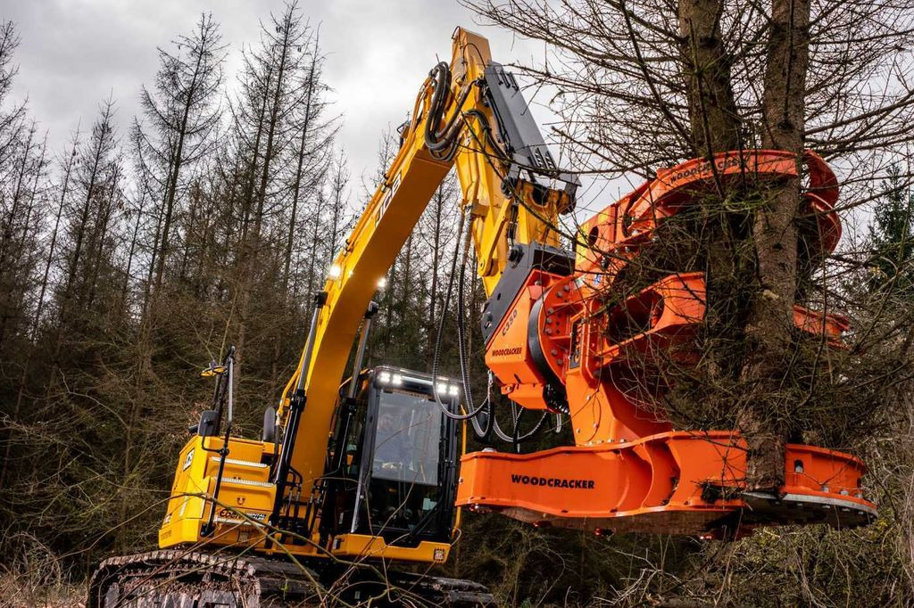 Westtech Woodcracker C350 Fällgreifer Baumschere - Adapterek - Erdészeti gép: 1 kép. Westtech Woodcracker C350 Fällgreifer Baumschere - Adapterek - Erdészeti gép: 1 kép.
