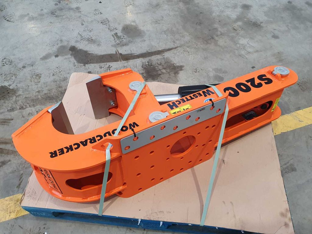 Új Adapterek - Erdészeti gép Westtech Woodcracker S200 / Wurzelstockschere: 6 kép.