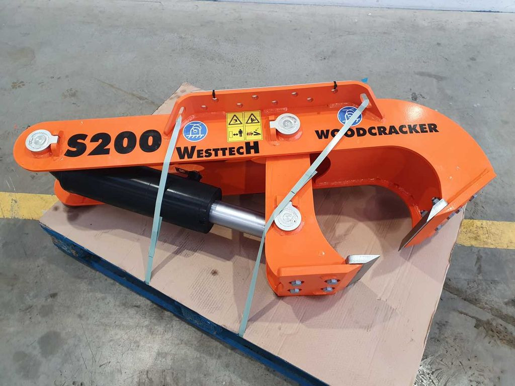 Westtech Woodcracker S200 / Wurzelstockschere - Adapterek - Erdészeti gép: 2 kép. Westtech Woodcracker S200 / Wurzelstockschere - Adapterek - Erdészeti gép: 2 kép.
