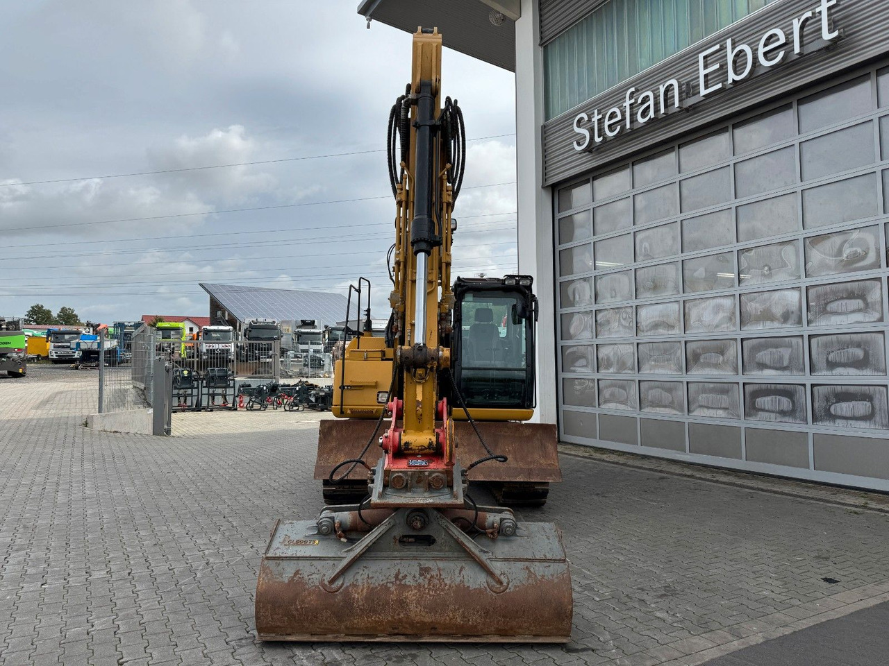 CAT 311 FLRR / 2017 / 2.788h / TL / hydr. GR - Lánctalpas kotró: 4 kép. CAT 311 FLRR / 2017 / 2.788h / TL / hydr. GR - Lánctalpas kotró: 4 kép.