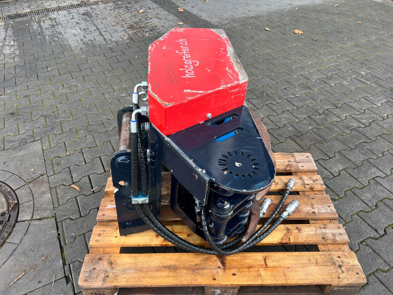 Intermercato TG 22 PRO-SR5 Greifersäge / MS 08 - Egyéb gépek: 3 kép. Intermercato TG 22 PRO-SR5 Greifersäge / MS 08 - Egyéb gépek: 3 kép.