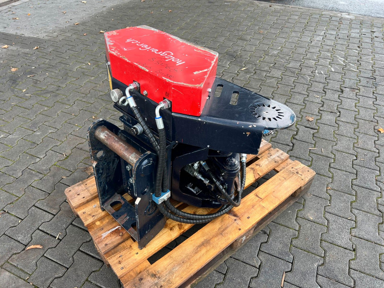 Intermercato TG 22 PRO-SR5 Greifersäge / MS 08 - Egyéb gépek: 4 kép. Intermercato TG 22 PRO-SR5 Greifersäge / MS 08 - Egyéb gépek: 4 kép.