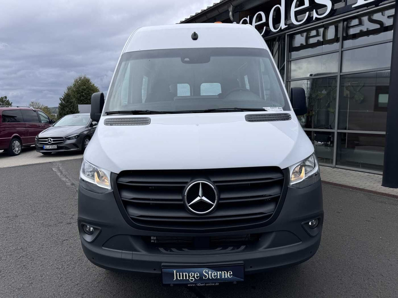 Mercedes-Benz Sprinter 515 CDI Klima Warmluft Kamera MBUX - Egyéb gépek: 2 kép. Mercedes-Benz Sprinter 515 CDI Klima Warmluft Kamera MBUX - Egyéb gépek: 2 kép.
