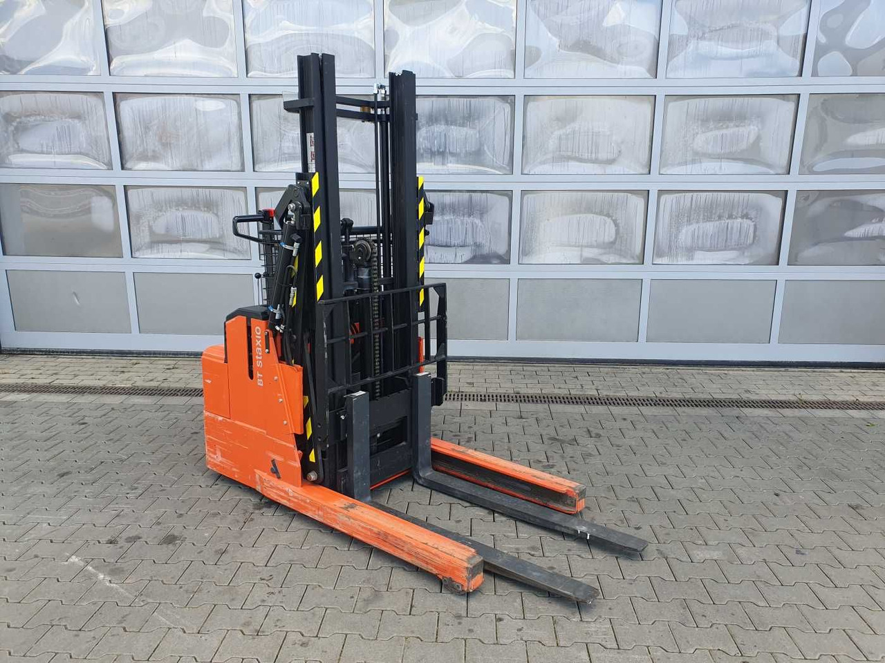 Toyota RWE 120 / Schubmaststapler / Duplex:2.9m / 257h! - Egyéb gépek: 2 kép. Toyota RWE 120 / Schubmaststapler / Duplex:2.9m / 257h! - Egyéb gépek: 2 kép.