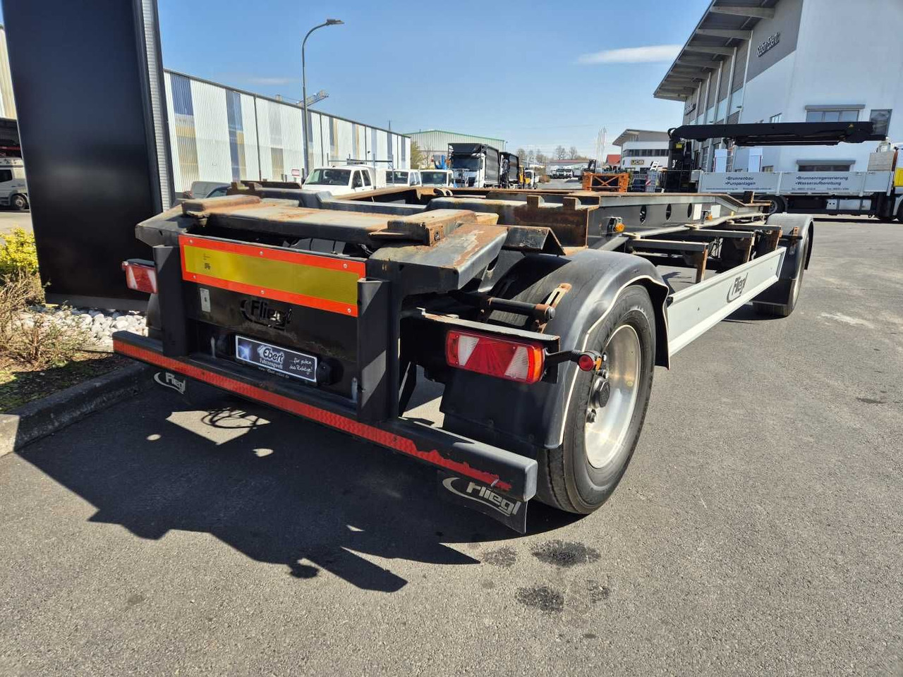 Fliegl ZPS180 Abroll-Container Tropper Pellet-Silo 22m³ Fliegl ZPS180 Abroll-Container Tropper Pellet-Silo 22m³ - Multiliftes/ Konténerszállító pótkocsi: 2 kép. Fliegl ZPS180 Abroll-Container Tropper Pellet-Silo 22m³ Fliegl ZPS180 Abroll-Container Tropper Pellet-Silo 22m³ - Multiliftes/ Konténerszállító pótkocsi: 2 kép.