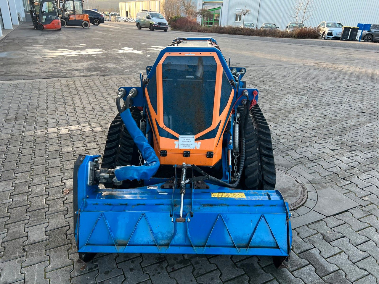 Irus Twin 75V2 Raupe / Mulcher / Funk - Erdészeti mulcsozó: 5 kép. Irus Twin 75V2 Raupe / Mulcher / Funk - Erdészeti mulcsozó: 5 kép.