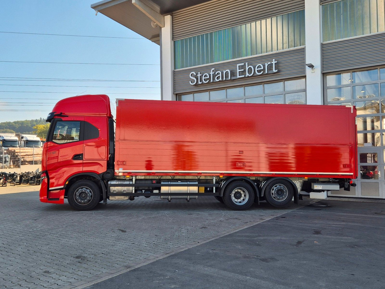 Iveco AS260S50Y/FS Schwenkwand LBW 2xAHK CAM Intarder - Italszállító teherautó: 5 kép. Iveco AS260S50Y/FS Schwenkwand LBW 2xAHK CAM Intarder - Italszállító teherautó: 5 kép.