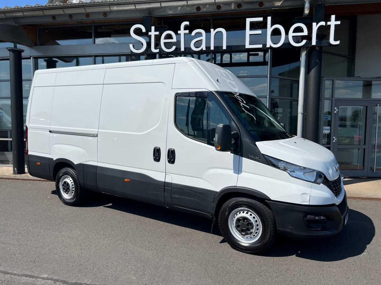 Iveco Daily 35 S 16 V *Klima*3.520mm* - Furgon: 1 kép. Iveco Daily 35 S 16 V *Klima*3.520mm* - Furgon: 1 kép.