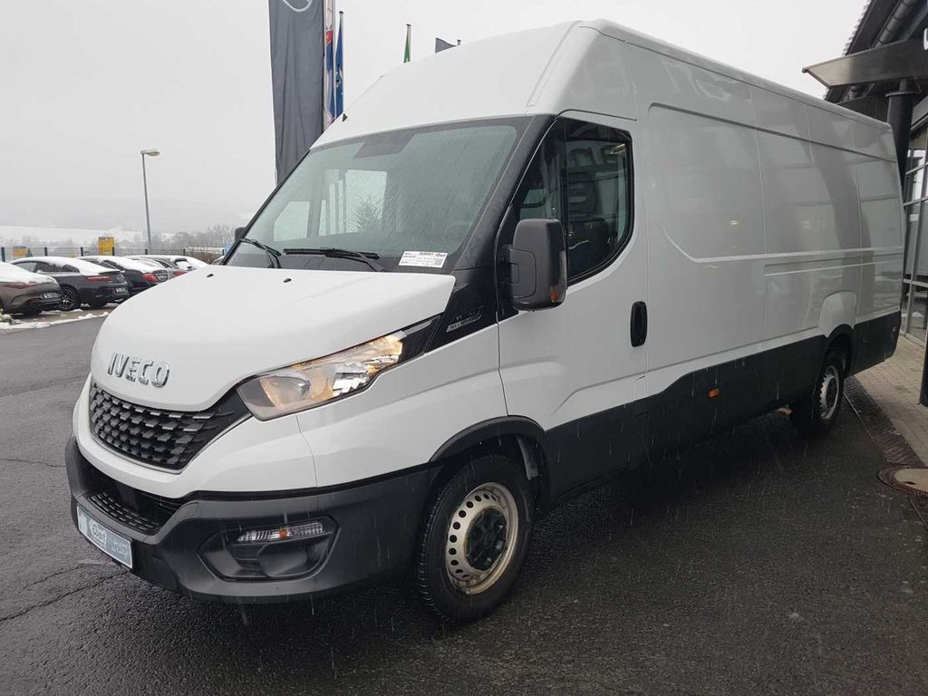 Iveco Daily 35 S16 A8 V *Klima*Automatik*L4.100mm*  - Furgon: 3 kép. Iveco Daily 35 S16 A8 V *Klima*Automatik*L4.100mm*  - Furgon: 3 kép.