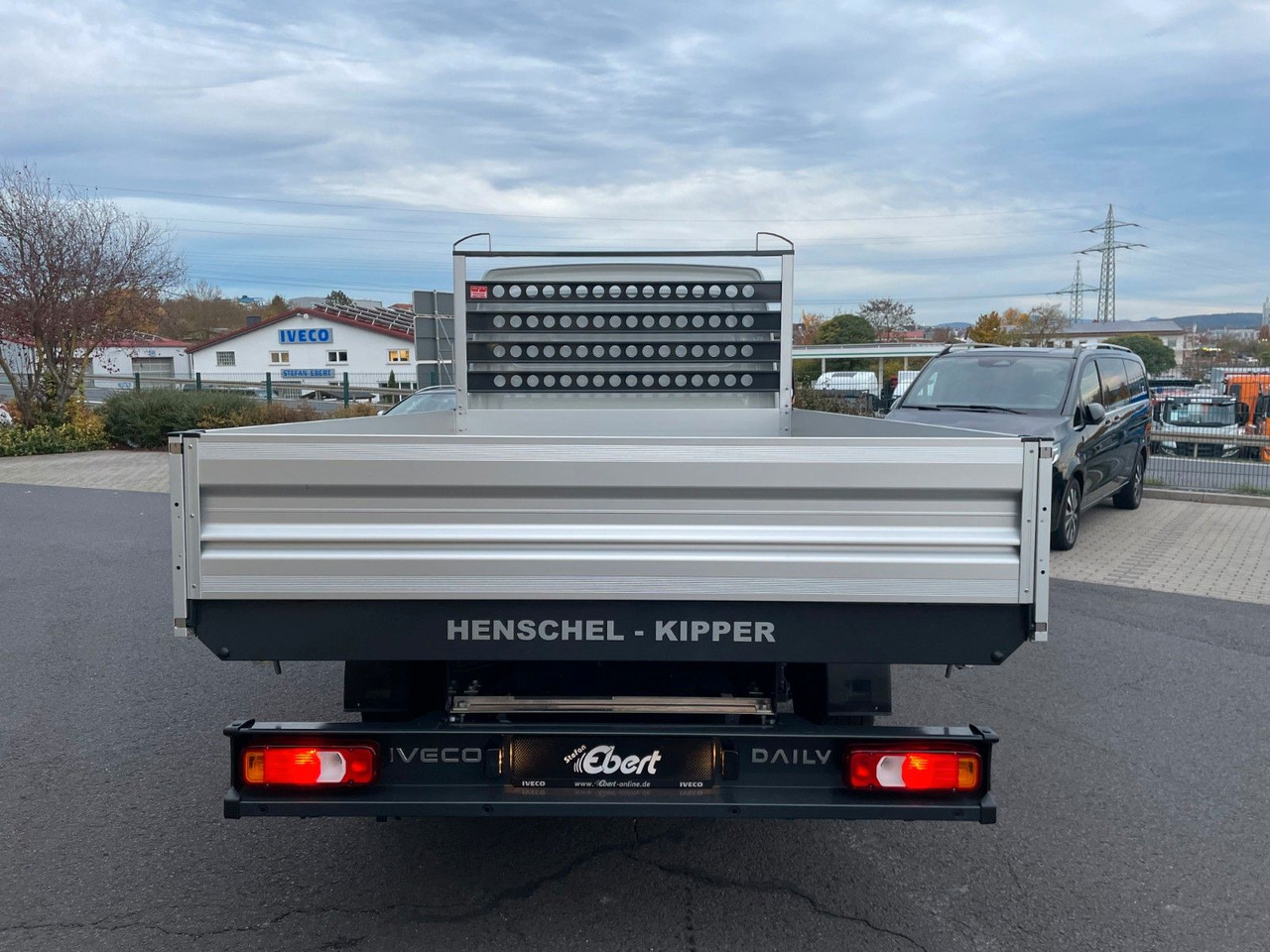 Iveco Daily 35S14 A8*R3.450mm*Automatik*Kamera*2Sitze* - Billenőplatós kisteherautó: 5 kép. Iveco Daily 35S14 A8*R3.450mm*Automatik*Kamera*2Sitze* - Billenőplatós kisteherautó: 5 kép.