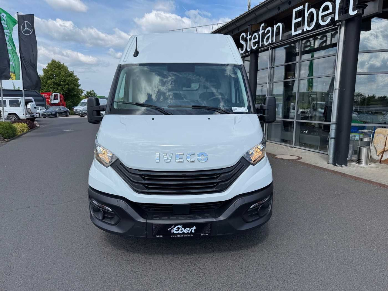 Iveco Daily 35S16 *Klima*Radstand4.100mm* - Furgon: 3 kép. Iveco Daily 35S16 *Klima*Radstand4.100mm* - Furgon: 3 kép.