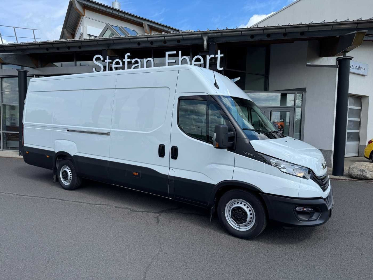 Iveco Daily 35S16 *Klima*Radstand4.100mm* - Furgon: 1 kép. Iveco Daily 35S16 *Klima*Radstand4.100mm* - Furgon: 1 kép.