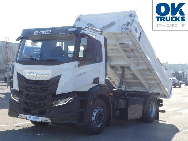 Iveco S-Way AD190S40/P CNG 4x2 Meiller AHK Intarder - Billenőplatós teherautó: 2 kép. Iveco S-Way AD190S40/P CNG 4x2 Meiller AHK Intarder - Billenőplatós teherautó: 2 kép.