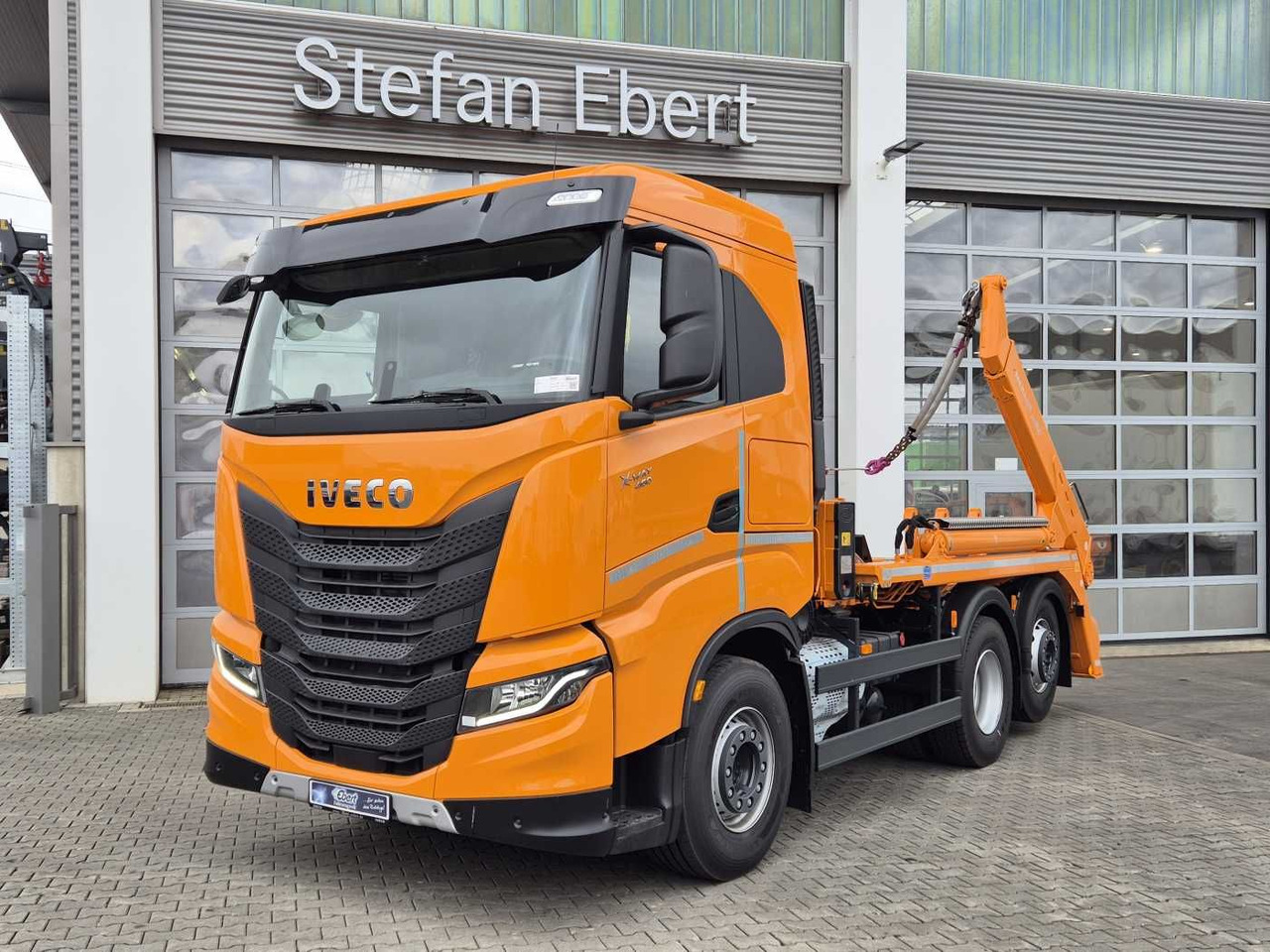 Iveco X-Way AS280X46Y/PS ON 6x2 MEILLER AK16 Intarder - Billenőplatós teherautó: 1 kép. Iveco X-Way AS280X46Y/PS ON 6x2 MEILLER AK16 Intarder - Billenőplatós teherautó: 1 kép.