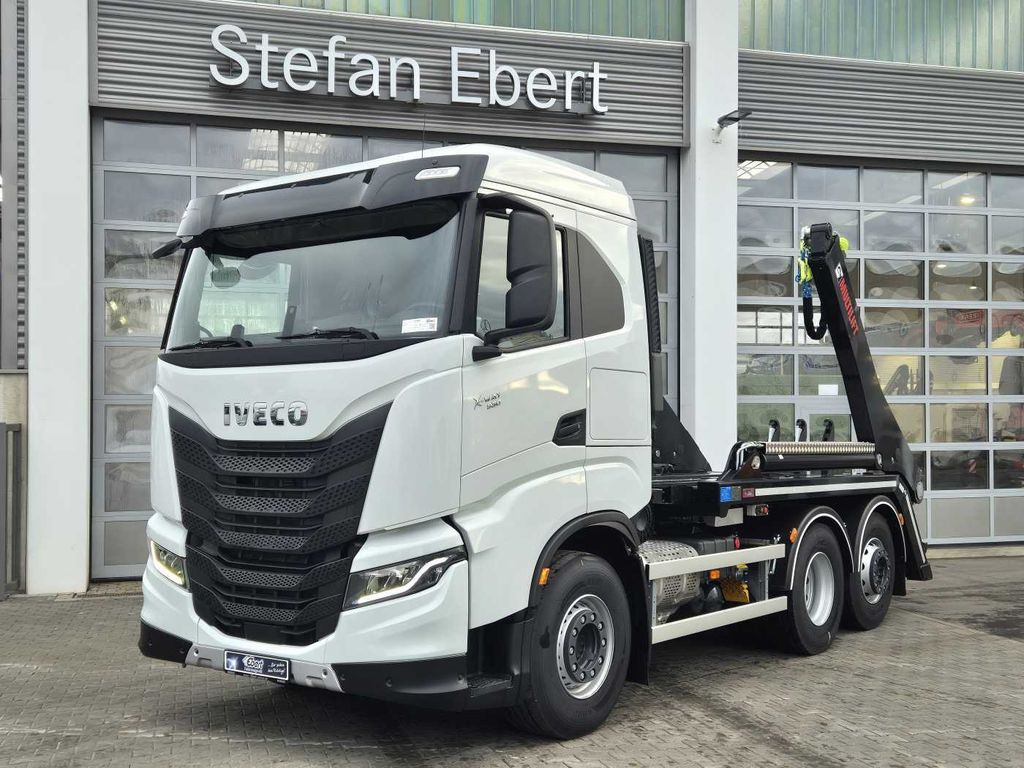 Iveco X-Way AS280X53Y/PS ON Intarder Multilift Funk - Konténerszállító: 1 kép. Iveco X-Way AS280X53Y/PS ON Intarder Multilift Funk - Konténerszállító: 1 kép.