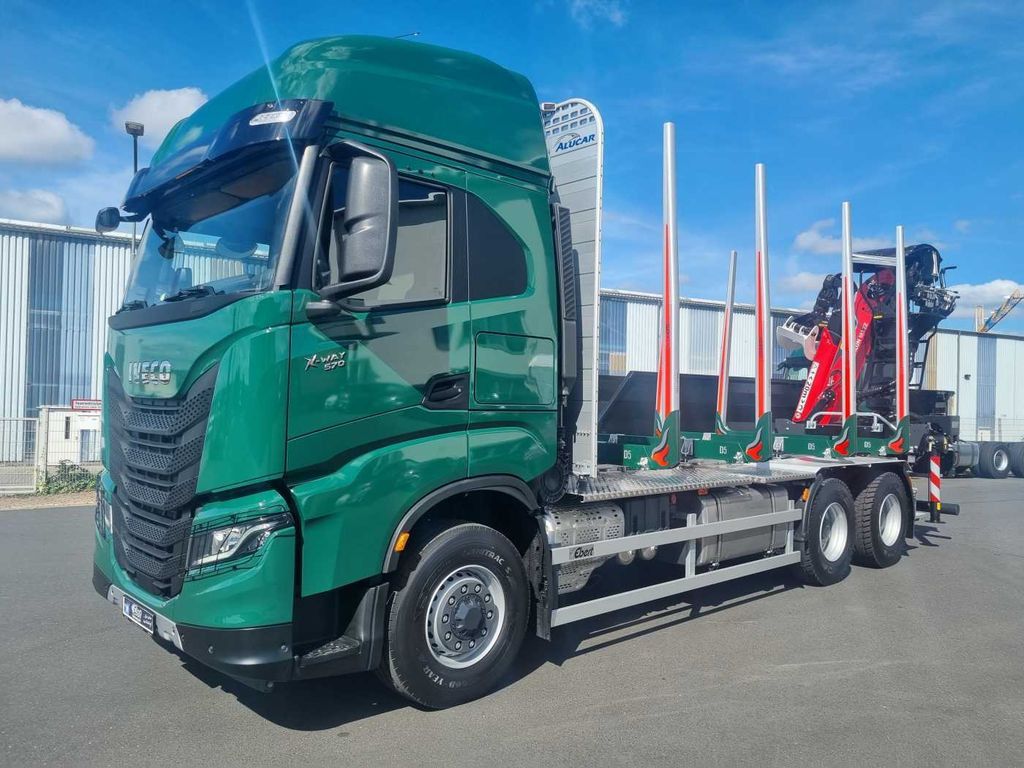 Iveco X-Way AS300X57 Z/P HR ON+ 6x4 (6x6 Hi Traction) - Rönkszállító teherautó, Darus autó: 2 kép. Iveco X-Way AS300X57 Z/P HR ON+ 6x4 (6x6 Hi Traction) - Rönkszállító teherautó, Darus autó: 2 kép.