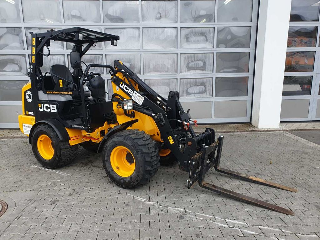 JCB 403 / Schaufel + Gabel / nur 248h! - Gumikerekes homlokrakodó: 2 kép. JCB 403 / Schaufel + Gabel / nur 248h! - Gumikerekes homlokrakodó: 2 kép.