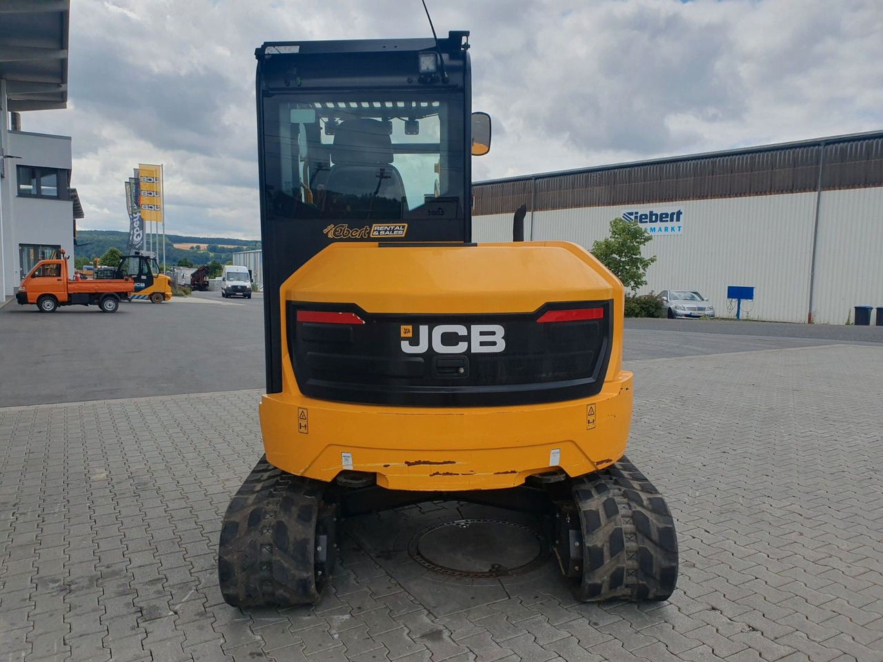 JCB 60C - 2 / nur 316h! / 2022 / HS03 / Klima! - Minikotró: 4 kép. JCB 60C - 2 / nur 316h! / 2022 / HS03 / Klima! - Minikotró: 4 kép.