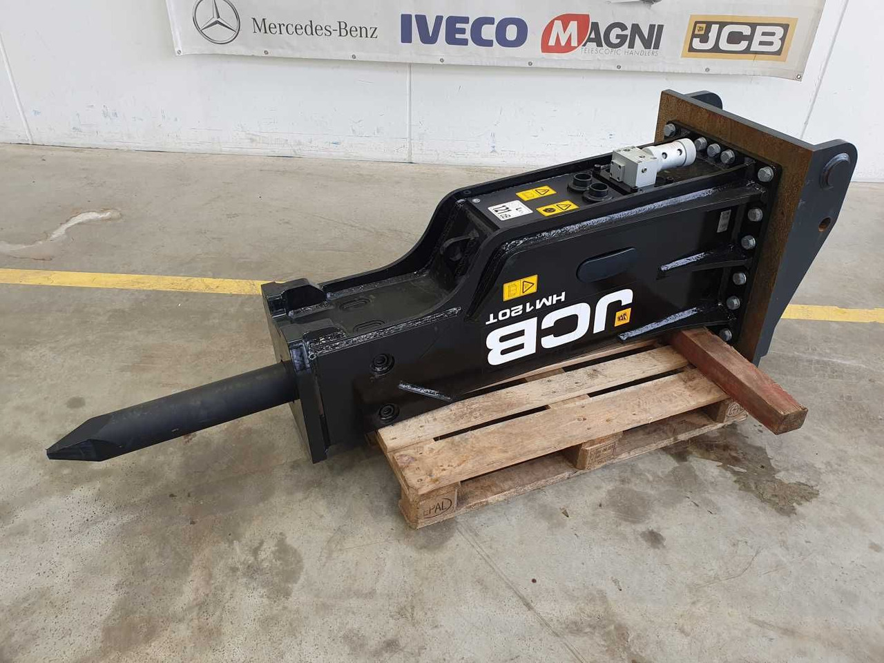 JCB HM120T / Hydraulikhammer / MS21 / 12-18 to - Hidraulikus törőfej - Építőipari gépek: 2 kép. JCB HM120T / Hydraulikhammer / MS21 / 12-18 to - Hidraulikus törőfej - Építőipari gépek: 2 kép.