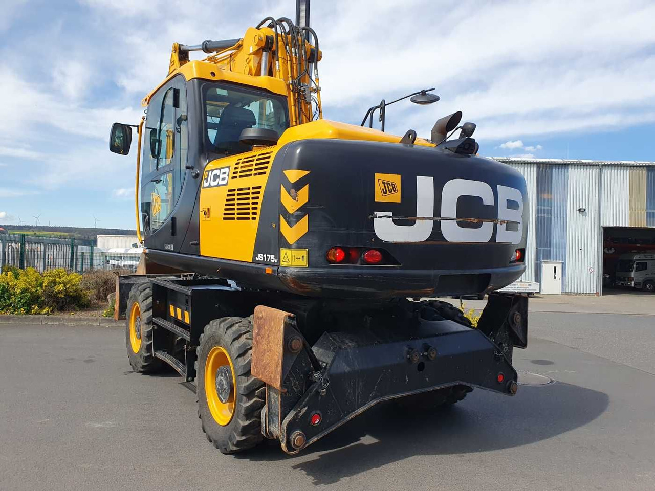 JCB JS 175 W / 2024 / nur 622h! / 1x Tieflöffel - Gumikerekes kotró: 3 kép. JCB JS 175 W / 2024 / nur 622h! / 1x Tieflöffel - Gumikerekes kotró: 3 kép.