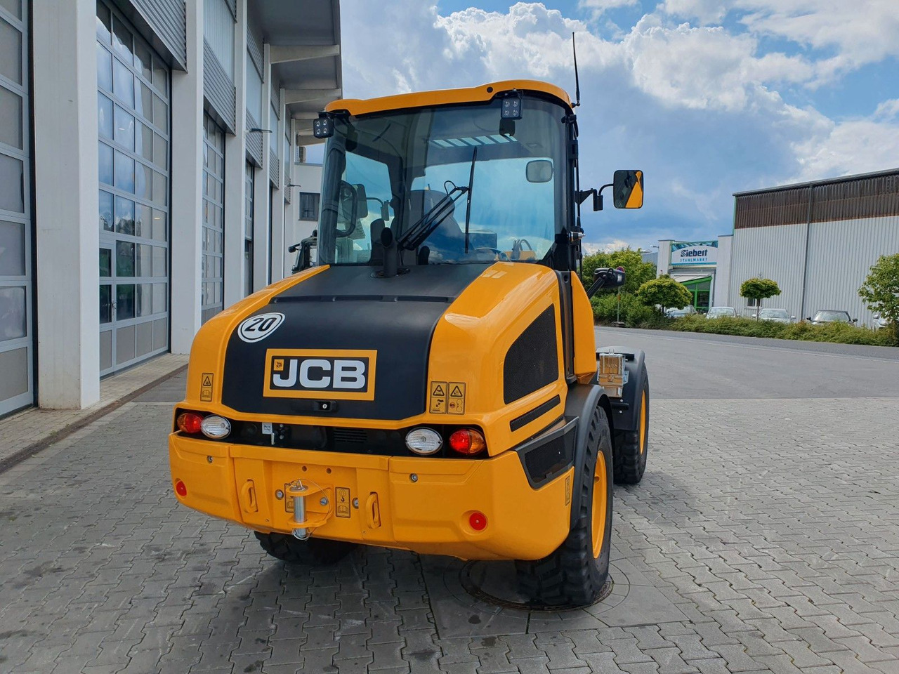 JCB TM 180 SV C / Neufahrzeug / Teleskop / Gabel - Gumikerekes homlokrakodó: 5 kép. JCB TM 180 SV C / Neufahrzeug / Teleskop / Gabel - Gumikerekes homlokrakodó: 5 kép.