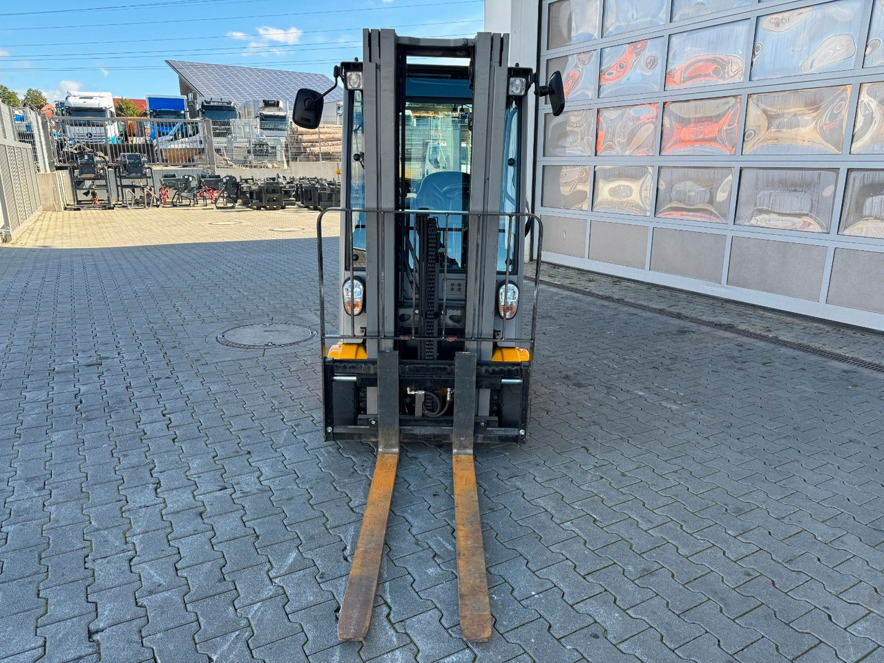 Jungheinrich EFG 215 / Triplex: 4.25m! / SS / nur 2.865h! - Elektromos targonca: 4 kép. Jungheinrich EFG 215 / Triplex: 4.25m! / SS / nur 2.865h! - Elektromos targonca: 4 kép.
