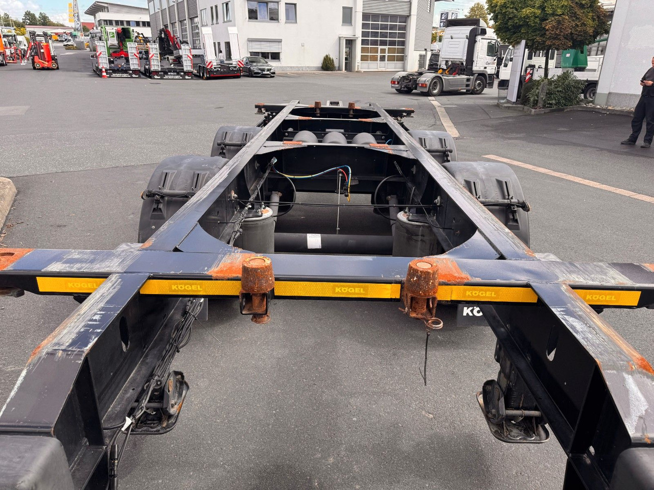 Kögel ZW 18 Lafette SAF Achsen 15.910kg Nutzlast lízing Kögel ZW 18 Lafette SAF Achsen 15.910kg Nutzlast: 11 kép.