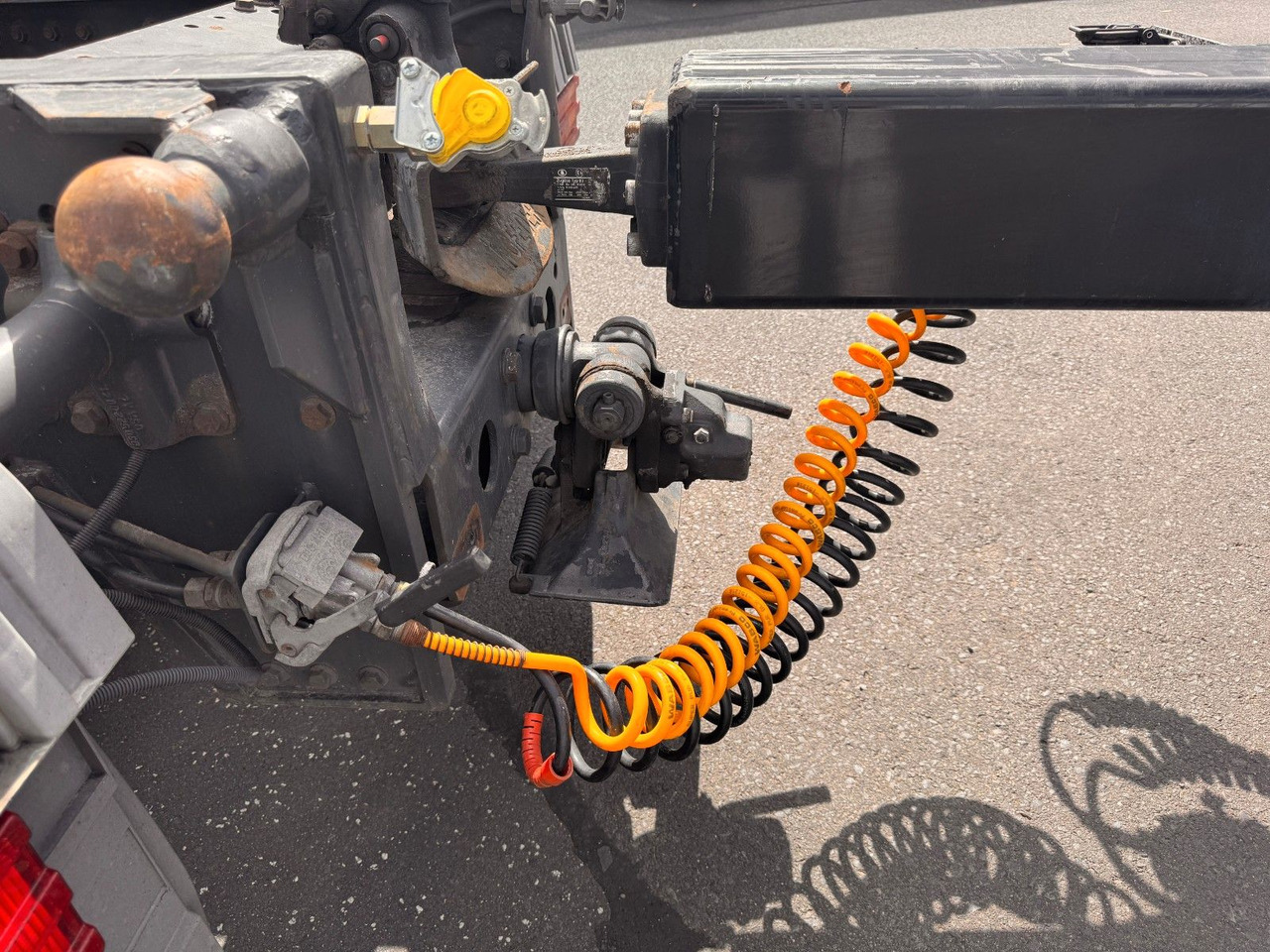 Kögel ZW 18 Lafette SAF Achsen 15.910kg Nutzlast lízing Kögel ZW 18 Lafette SAF Achsen 15.910kg Nutzlast: 22 kép.