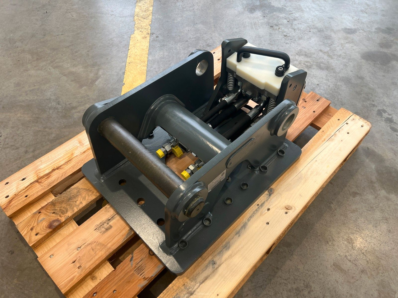 Liebherr Likufix SW33 Adapterplatte NEU lagernd - Gyorscsatlakozó: 5 kép. Liebherr Likufix SW33 Adapterplatte NEU lagernd - Gyorscsatlakozó: 5 kép.