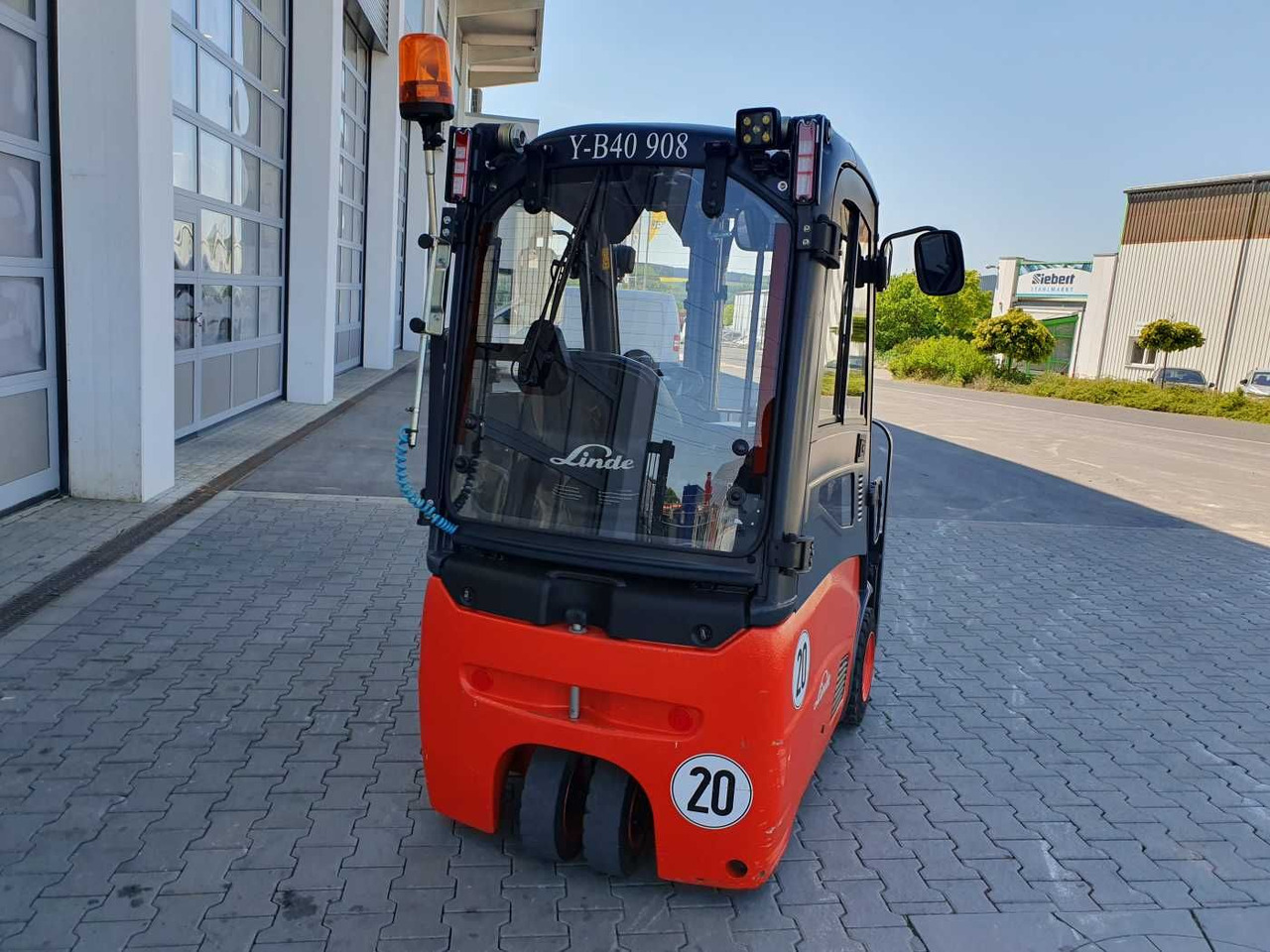 Linde E14 - 01 / Triplex: 4.10m! / SS / nur 1.003h! - Elektromos targonca: 4 kép. Linde E14 - 01 / Triplex: 4.10m! / SS / nur 1.003h! - Elektromos targonca: 4 kép.