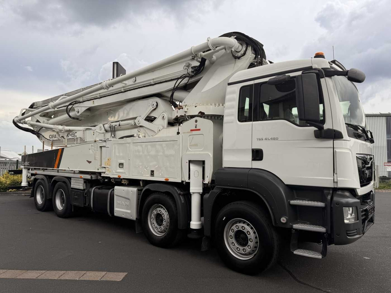 MAN TGS 41.460 8x4 BB Cifa K49 Classic 2x Funk - Betonpumpa: 5 kép. MAN TGS 41.460 8x4 BB Cifa K49 Classic 2x Funk - Betonpumpa: 5 kép.