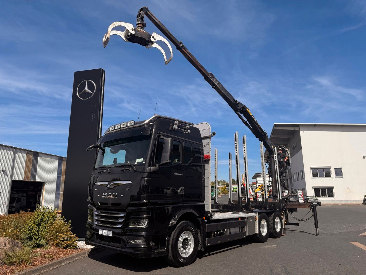 MAN TGX 33.640 6x4 BL Palfinger Q150Z96 - Rönkszállító teherautó, Darus autó: 2 kép. MAN TGX 33.640 6x4 BL Palfinger Q150Z96 - Rönkszállító teherautó, Darus autó: 2 kép.