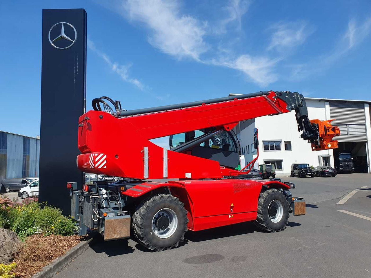 Magni RTH 6.30 SH / Fällkran / nur 559h / 2022 - Gumikerekes homlokrakodó: 5 kép. Magni RTH 6.30 SH / Fällkran / nur 559h / 2022 - Gumikerekes homlokrakodó: 5 kép.