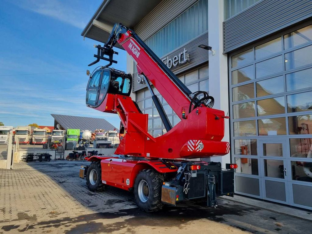 Magni RTH 6.30 SH Highlift - Kabine / 30m / Funk Magni RTH 6.30 SH Highlift - Kabine / 30m / Funk - Teleszkópos rakodó: 5 kép. Magni RTH 6.30 SH Highlift - Kabine / 30m / Funk Magni RTH 6.30 SH Highlift - Kabine / 30m / Funk - Teleszkópos rakodó: 5 kép.